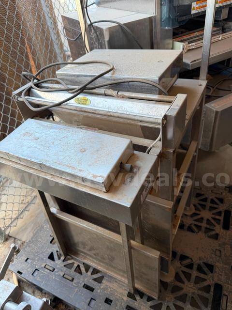 2022 Ishida UNI-9RP Wrapper LV, Scale, Printer W/2 Roll Wrap System