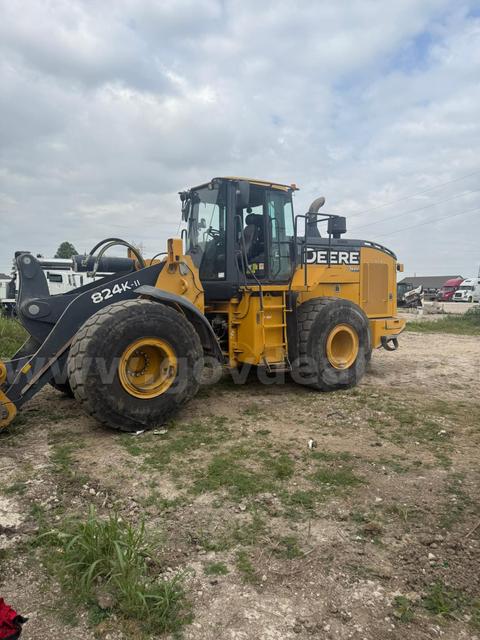2019 John Deere 824K-II Wheel Loader β Runs Good