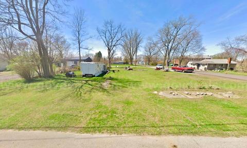 44β X 145β Sq ft Residential City lot near Indiana Wesleyan University