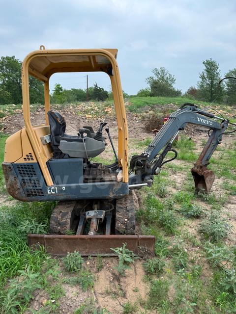 2006 Volvo EC15B Mini Excavator