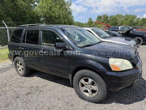2004 Black Honda Pilot