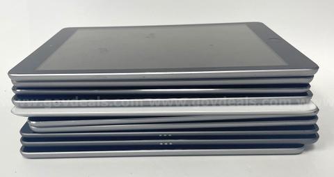 10 Lot Apple iPads