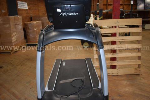 Life Fitness Treadmill
