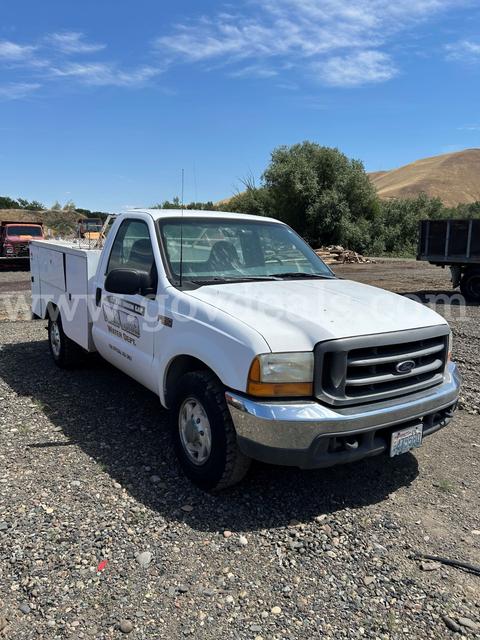 1999 Ford F-350 SD Utility Truck
