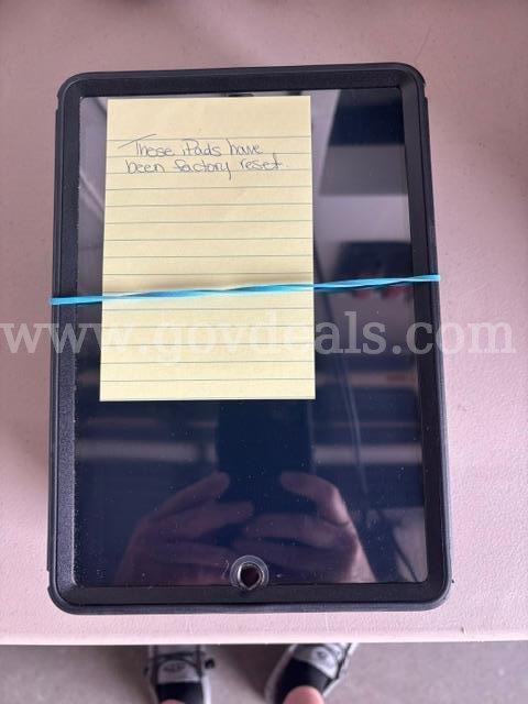 I-Pad Tablet & Otter Box Case & Stand