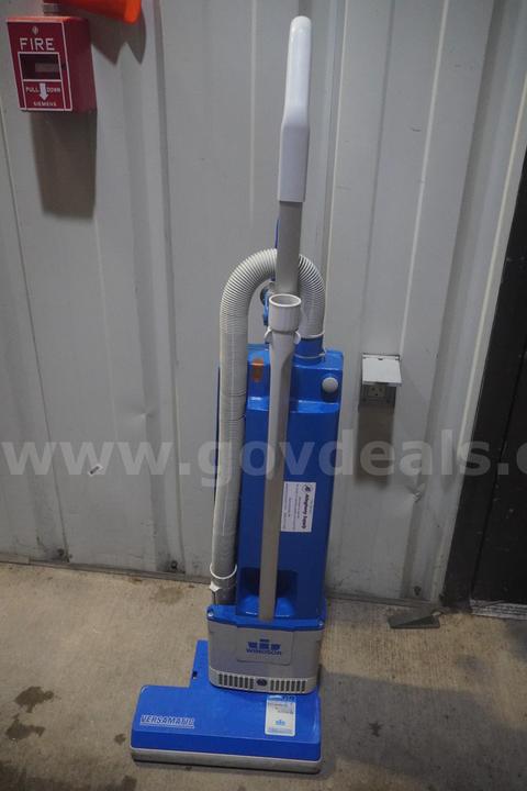 Windsor Versamatic Vacuum