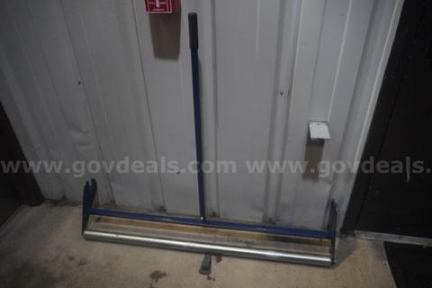 4' Carpet Protection Tape Roller