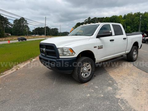 2016 RAM 2500 4x4 Crew Cab Pickup