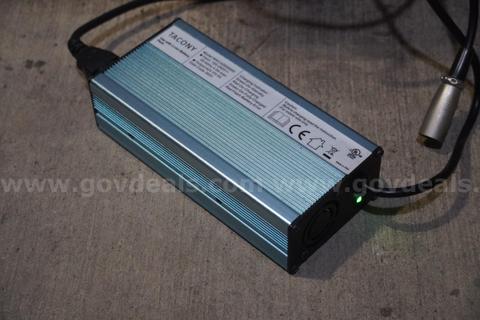 Tacony WKC42005000 42V Battery Charger
