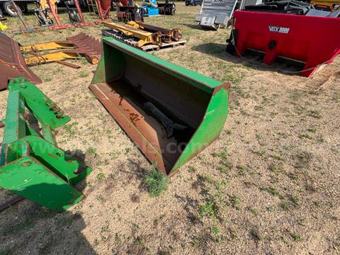 John Deere 6420 84 in. Bucket