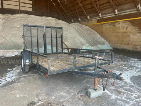 6.5' X 10' Utility trailer W/ Ramp gate