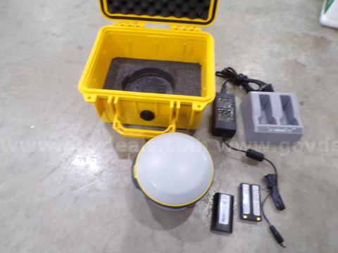 Trimble R2 GNSS Receiver
