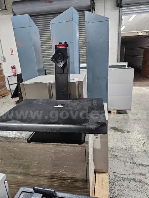 PARTS: SIT TO STAND DESKS- 8 BROKEN UNITS. SOLD AS IS.
