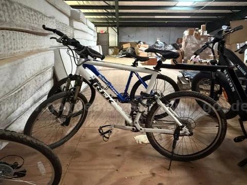 TREK BIKE