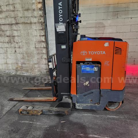 Toyota Electric Forklift Truck