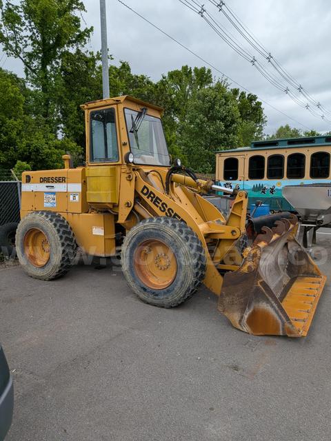 Pay Loader Dresser 510C