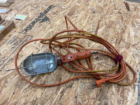 Portable Workshop Drop Light
