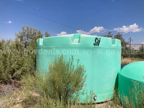 SII Polyethylene Vertical Water Storage Tank – Approximately 5,000+ Gallons