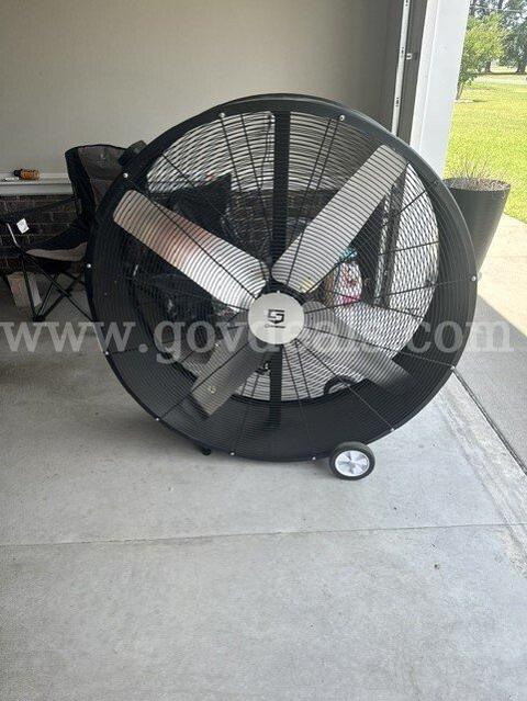 Strongway 48" Belt Drive Shop Fan β Brand New, Never Used