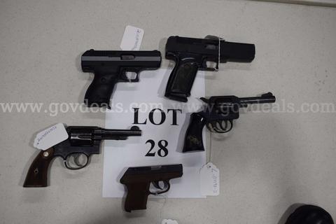 5 Handguns - Lot 28