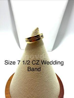 Beautiful, Size 7 1/2, CZ Unisex Wedding Band, 24k Real Gold Filled