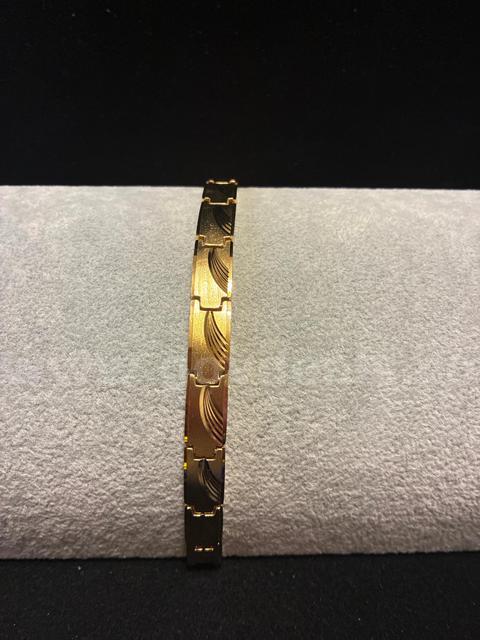 7.5”, Fan Motif Panel Bracelet, Real 24K Gold Filled