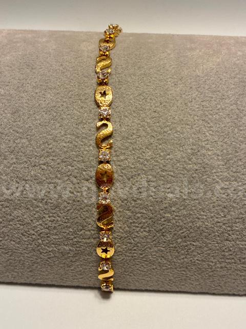 7 1/4β Celestial Star CZ Textured Finished Bracelet 24K Gold Filled
