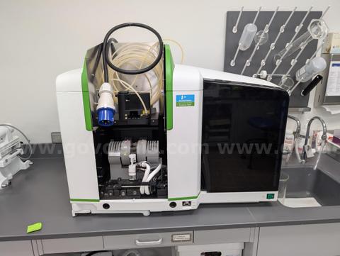 PinAAcle 900T Atomic Absorption Spectrometer Flame/Furnace
