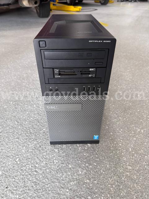 6 Dell Computers with blank hard drives