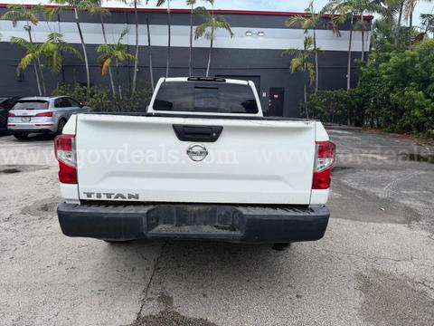 2017 Nissan Titan