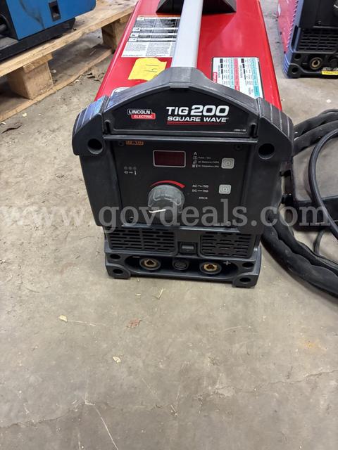 Lincoln Tig 200 Square Wave