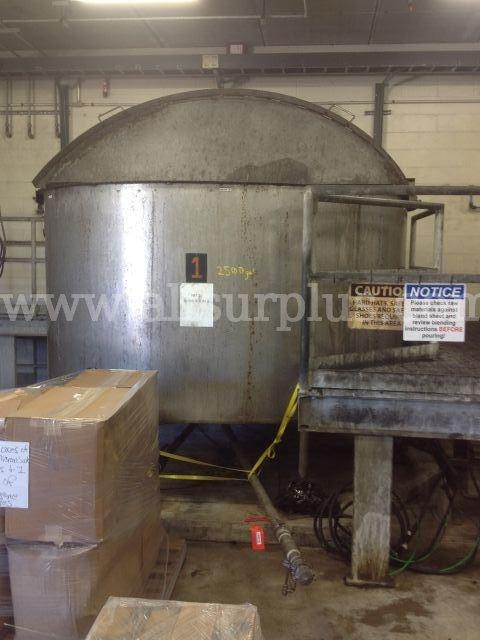 2500gal Stainless steel mixing tank with SPX Mixer and Agitator