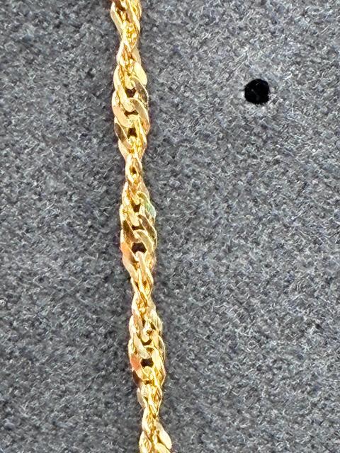 14K Real Gold! Shimmering 18” Twisted Rope Necklace! 3.8 grams & 2.5mm