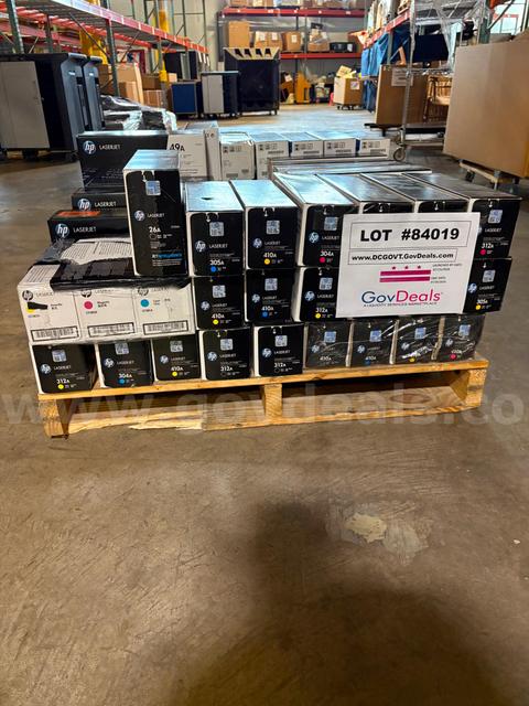 HP TONER CARTRIDGES- 52 UNITS
