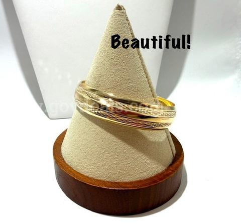 Beautiful, Size Extra Small, Real 24k Gold Filled, 1 Inch Wide, Diamond Cut Bangle Bracelet