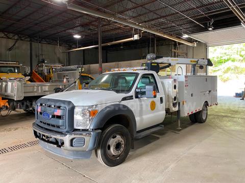 2015 Ford F-550 Crane Truck