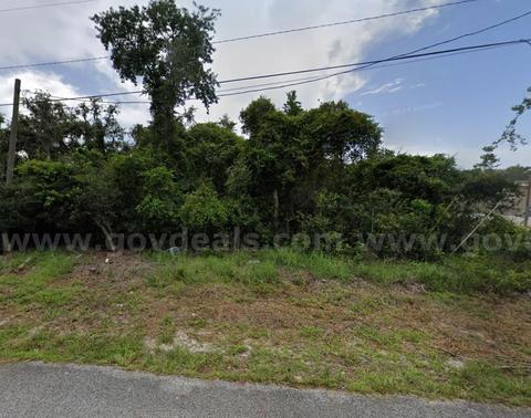Vacant Agricultural-Residential Lot in New Port Richey, FL