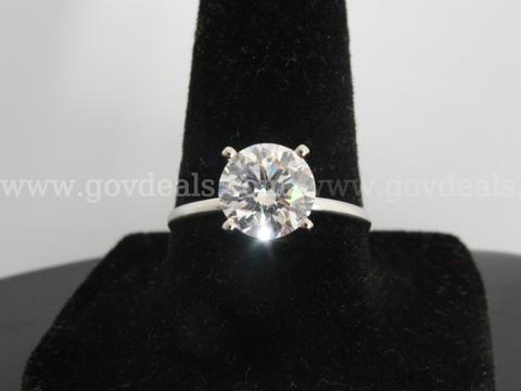 14K Gold 2.10 Carat Diamond Ring With IGI Certificate