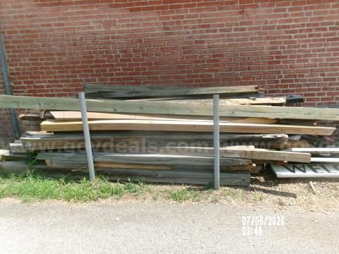 4" x 4" Wood Posts, USED