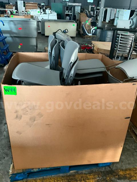 Chairs (15 pcs)