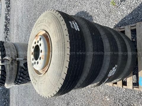 5 tires 10.0R 15