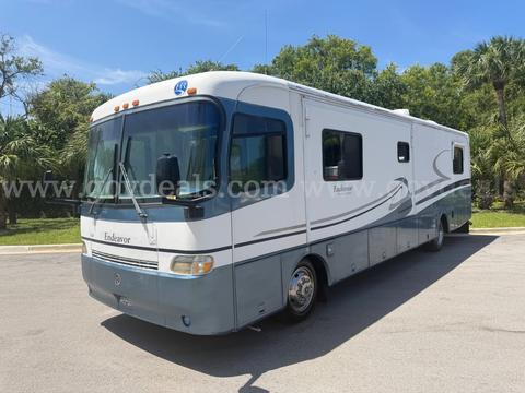 FREIGHTLINER X LINE MOTORHOME 5.9L L6 DIESEL.