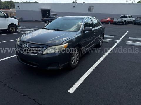 2011 Toyota Camry LE 6-Spd AT