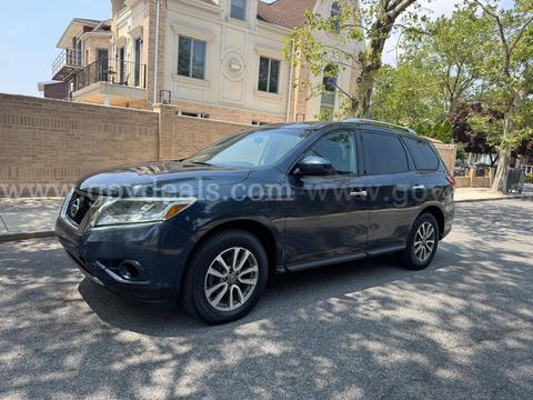 2013 Nissan Pathfinder SV