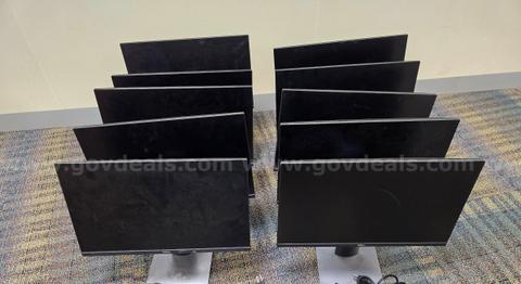Lot of Ten (10) Dell Computer Monitors