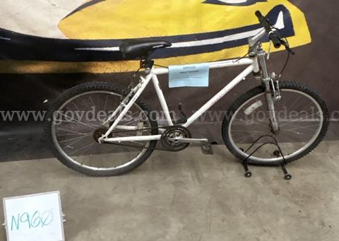 Specialized Rock Hopper, 20-Inch Ct