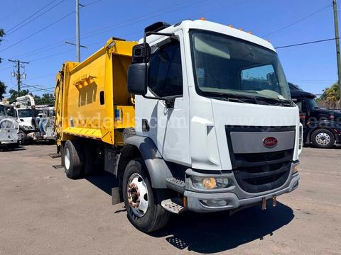 2017 Peterbilt COE 220