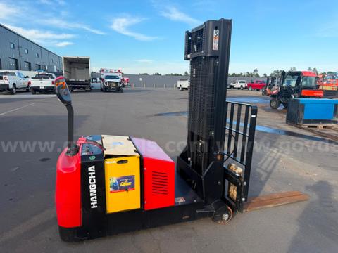 HANGCHA ELECTRIC STACKER FORKLIFT