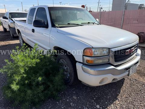 2006 GMC Sierra 1500 Pickup, 4.3L V6, RWD