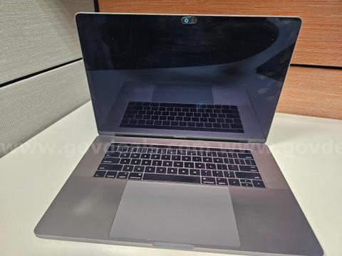 MacBook PRO 16inch 250 GB (NO POWER CORD INCLUDED)